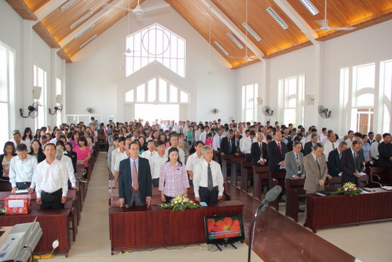 Hơn 500 quý tôi con Chúa đã về tham dự Lễ Cung Hiến